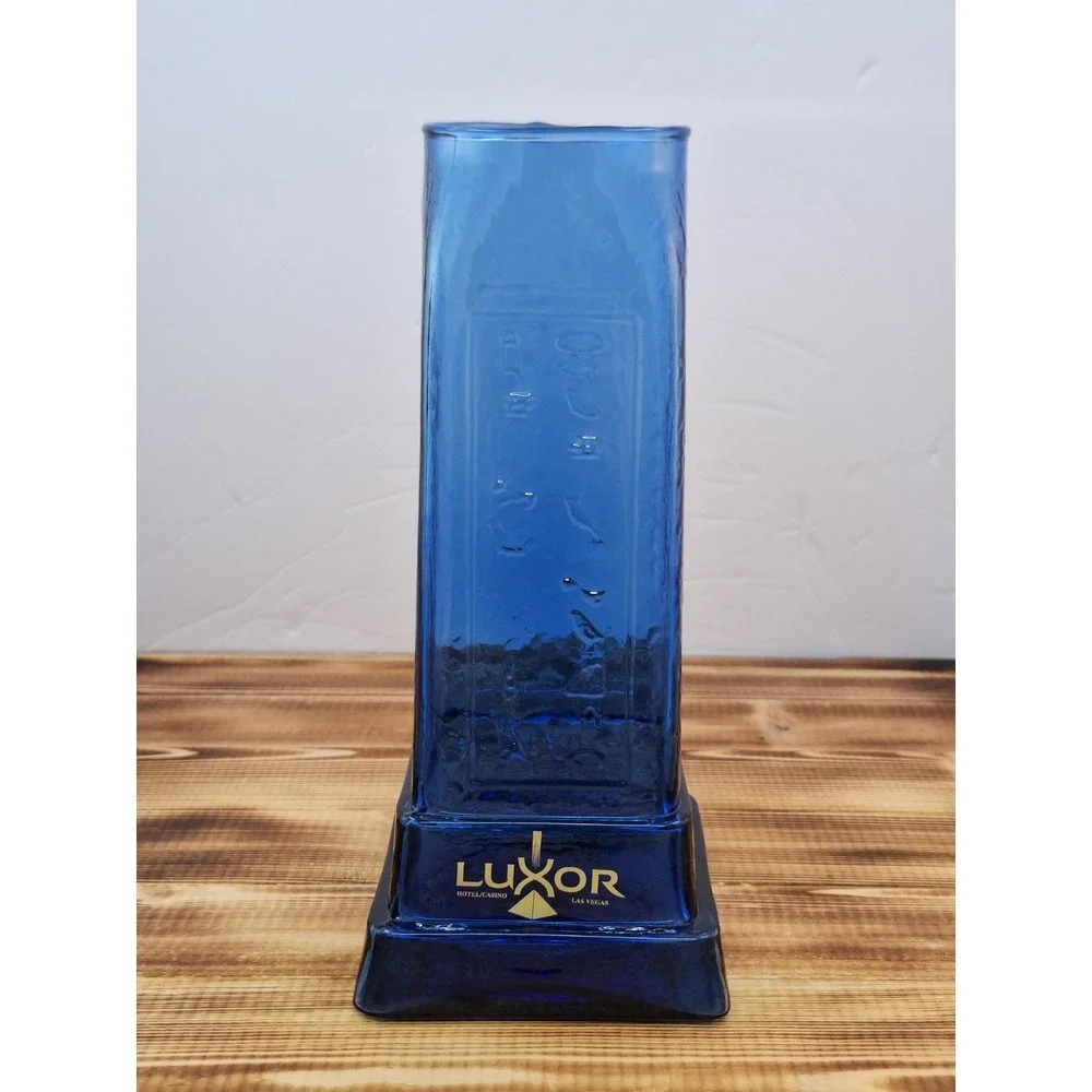 Las Vegas LUXOR Casino Hotel Cobalt Blue Egyptian Obelisk Glass Vase 9